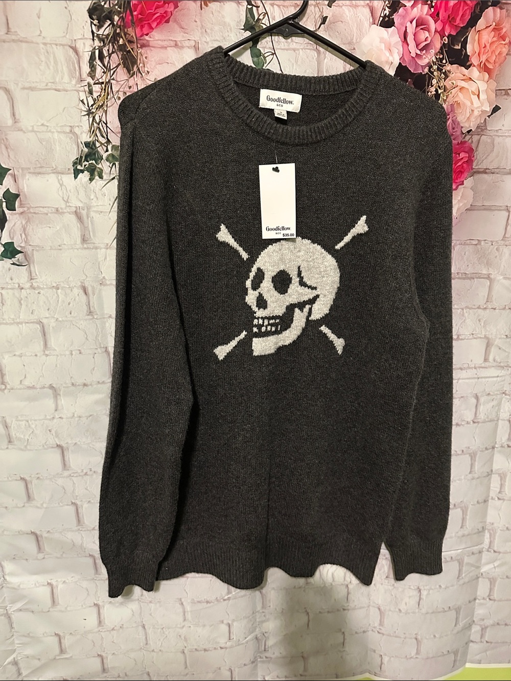 Goodfellow & Co Charcoal Crewneck Sweater with White Skull Motif